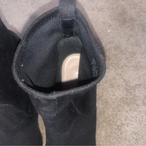 Faux suede booties - Picture 11 of 11